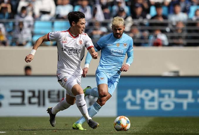 Soi kèo bóng đá Hàn Quốc hôm nay 2/4: Jeju Utd vs Daegu