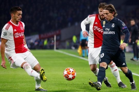 Dự đoán Real Madrid vs Ajax (3h 6/3) bởi chuyên gia Matt Law