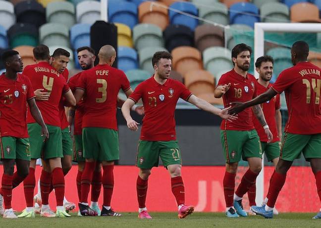 Đội hình ra sân chính thức Azerbaijan vs Bồ Đào Nha, 23h ngày 7/9
