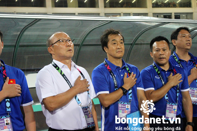 HLV Park Hang Seo có tới 10 trợ lý ở vòng loại U23 châu Á