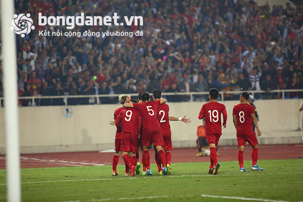 Trực tiếp bóng đá VTV6 vòng loại World Cup hôm nay 14/11: Việt Nam 1-0 UAE
