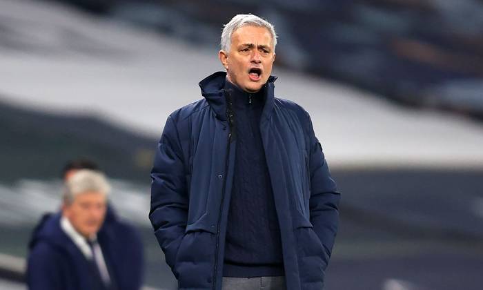 Jose Mourinho cân bằng số trận thua kỷ lục trong 1 mùa tại Premier League