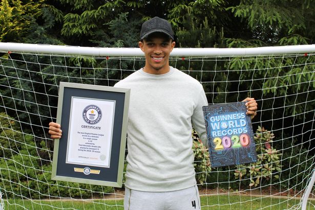 Alexander-Arnold lập kỷ lục Guinness trước trận MU vs Liverpool