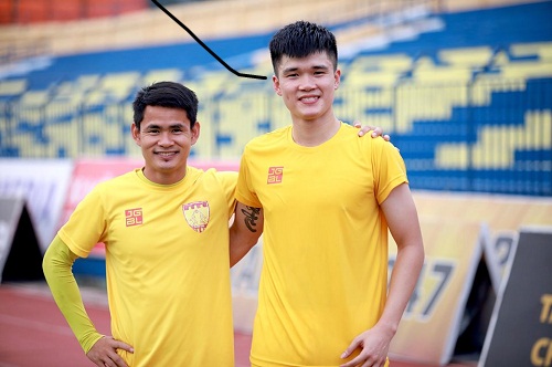 Hậu vệ Lục Xuân Hưng gia nhập đội bóng Thái Lan?
