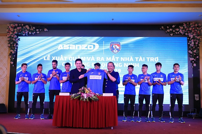 Được tiếp 'liều doping' lớn, Than Quảng Ninh quyết vô địch V-League 2019