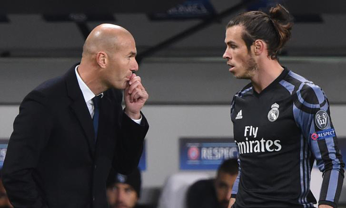 ‘Đuổi’ Gareth Bale khỏi Real Madrid, Zinedine Zidane bị chỉ trích thậm tệ