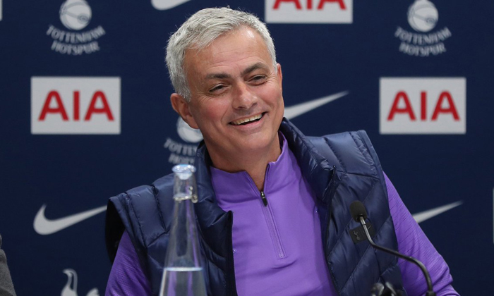 Jose Mourinho tự đặt biệt danh mới sau khi tiếp quản Tottenham