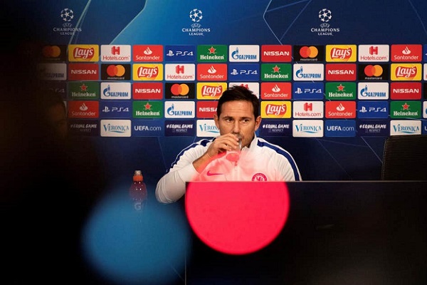 Frank Lampard tỏ vẻ sợ hãi trước trận Ajax vs Chelsea