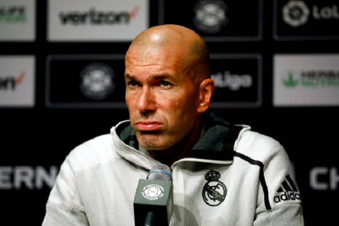 Zinedine Zidane nhận tin sốc sau thảm bại trước Atletico Madrid