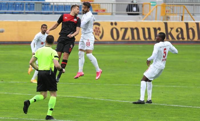 Nhận định, soi kèo Sivasspor vs Goztepe Izmir, 23h15 ngày 29/8