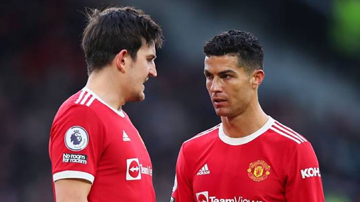 Ronaldo và Maguire khiến phòng thay đồ của Man United 'tan vỡ'