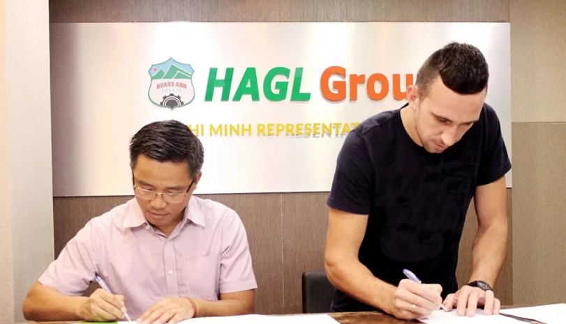 Chuyển nhượng V-League 2019: HAGL chính thức có tân binh người Serbia