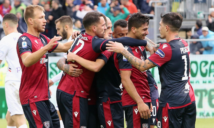 Cagliari vs Sampdoria (2h45 3/12): ‘Ngựa ô’ sải vó?