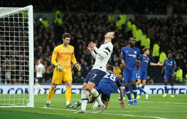 Kết quả Tottenham 0-2 Chelsea: Willian lập cú đúp, Heung-Min Son nhận thẻ đỏ
