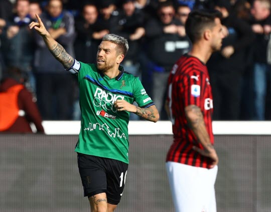 Atalanta 5-0 AC Milan: Rossoneri cúi gầm mặt ra về