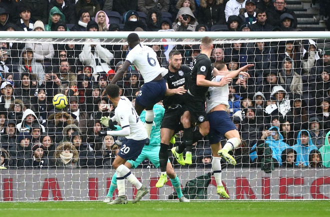 Tottenham 2-1 Brighton: Kane và Alli giúp Gà trống lội ngược dòng