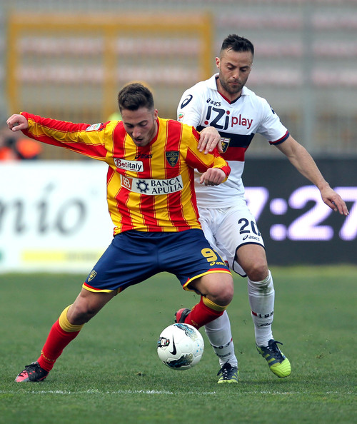 Lecce vs Genoa (18h30 8/12): Đối thủ ưa thích