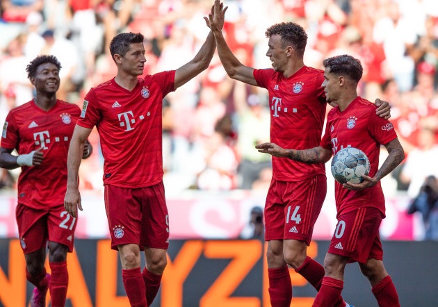 Kết quả Monchengladbach 2-1 Bayern Munich: Ngược dòng kịch tính