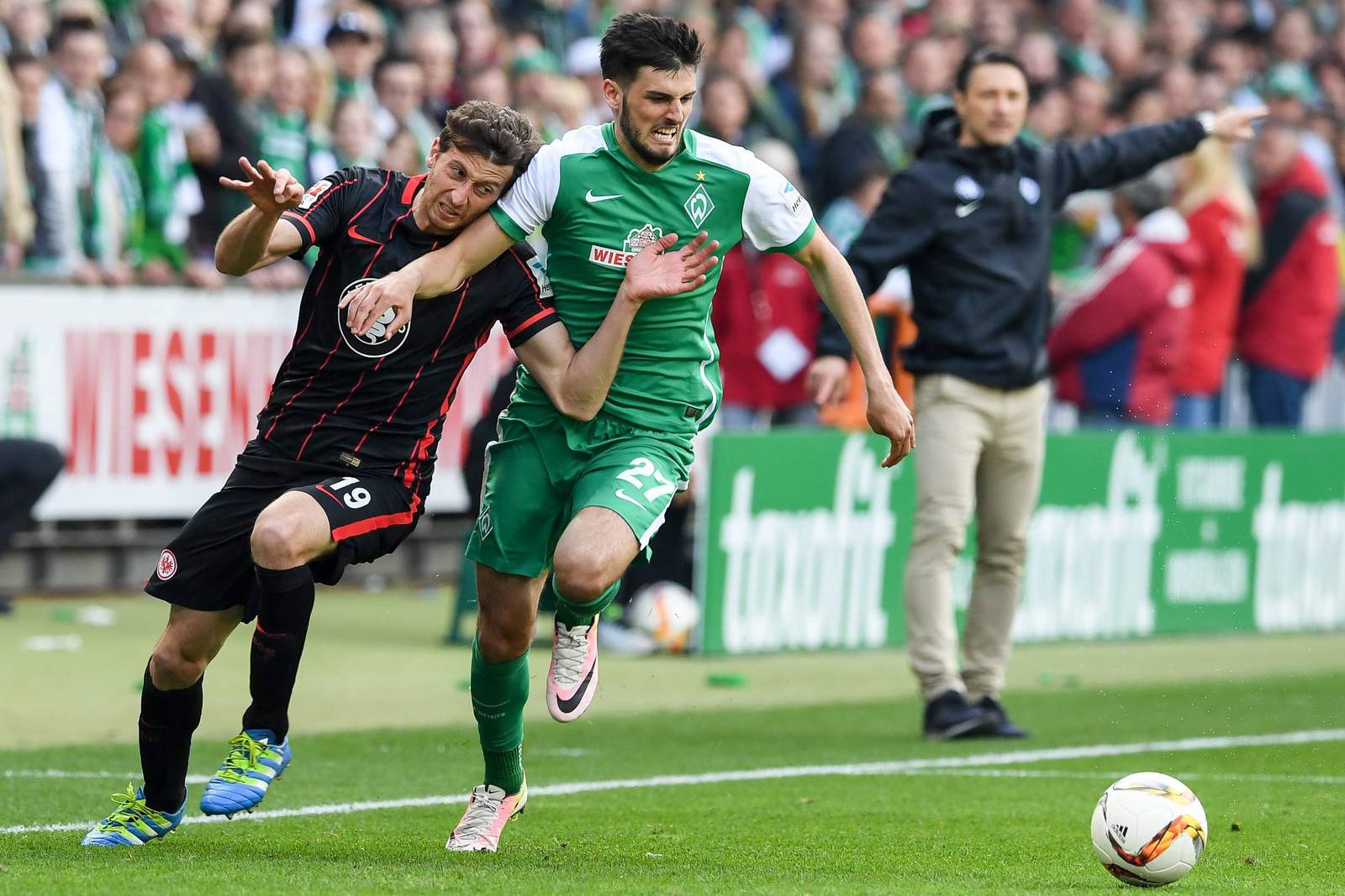 Bremen vs Eintracht Frankfurt (0h 2/3): Trận thua thứ 6