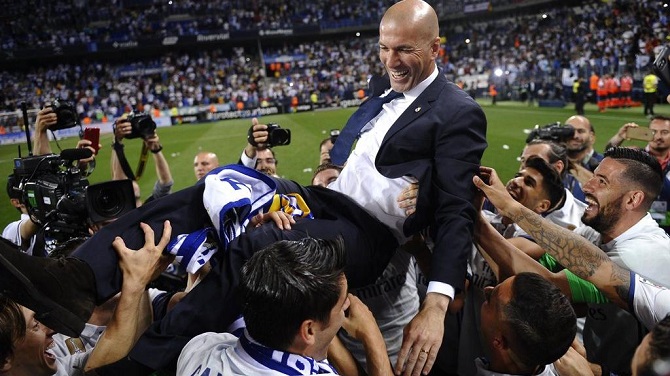 HLV Zidane tiếp tục dẫn dắt Real ít nhất đến hết mùa giải 2021/22