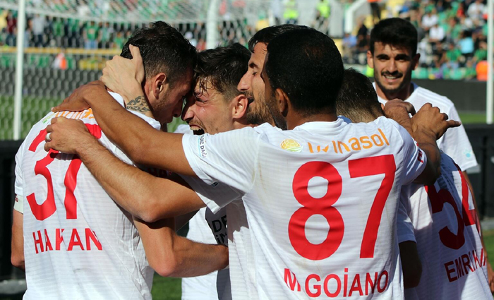 Sivasspor vs Denizlispor (21h 21/3): Chủ mạnh, khách đuối